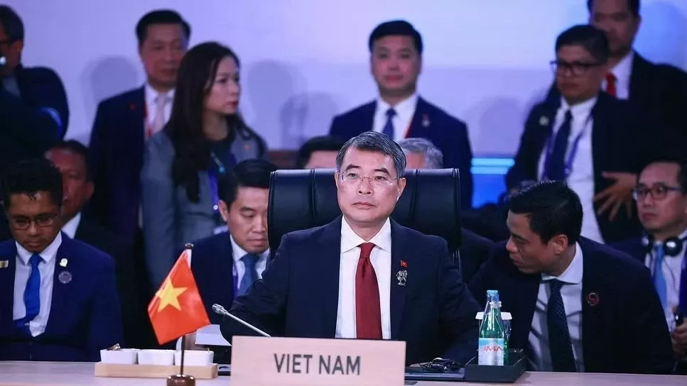 Prime Minister Le Minh Hung outlines three key proposals at  48th ASEAN Summit in Cebu