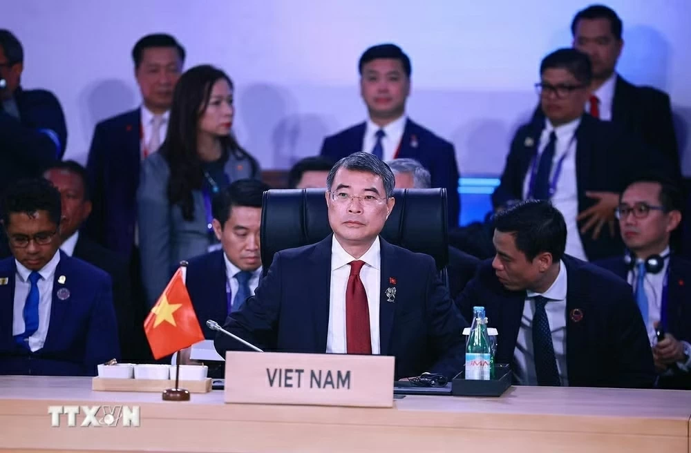 Prime Minister Le Minh Hung outlines three key proposals at  48th ASEAN Summit in Cebu