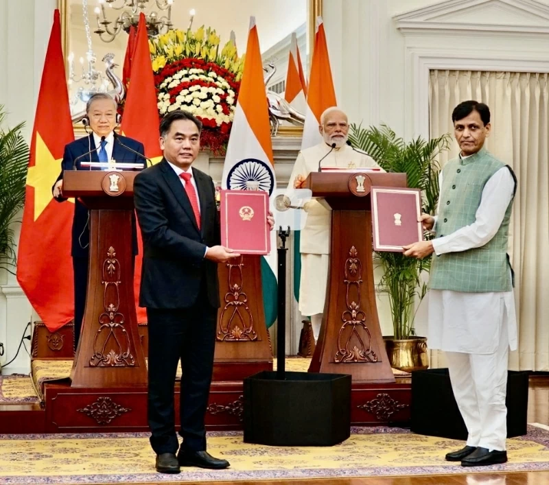 Ho Chi Minh City – Mumbai establish friendship and cooperation relations
