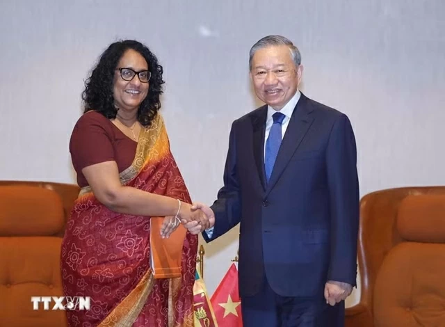 General Secretary, President To Lam meets with Sri Lankan Prime Minister Harini Amarasuriya in Colombo