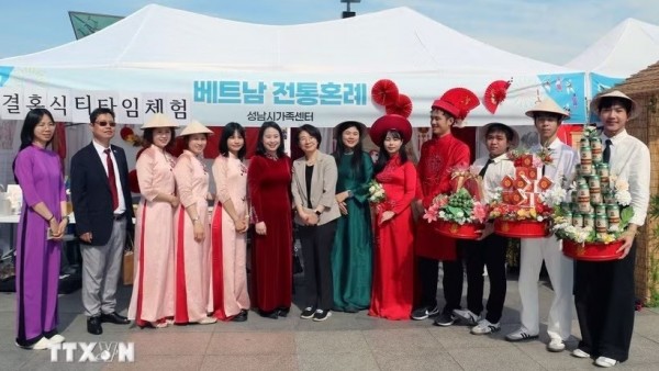 Vietnamese cultural imprint at RoK's Seongnam Global Cultural Festival