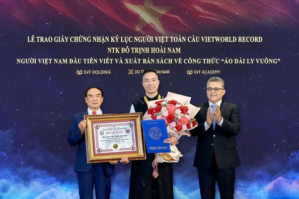 When Vietnamese Ao dai is recognized on the world map