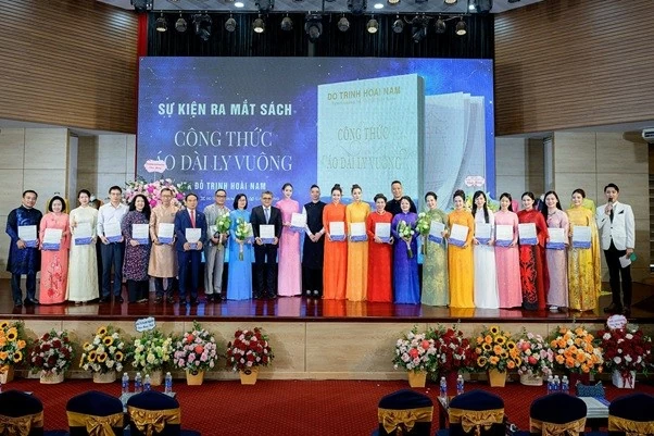 When Vietnamese Ao dai is recognized on the world map