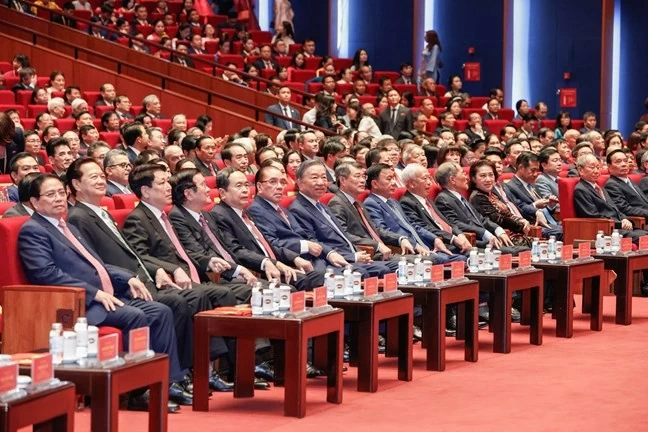 Party and State leaders attend opening ceremony of 11th National Congress of the Vietnam Fatherland Front in Hanoi
