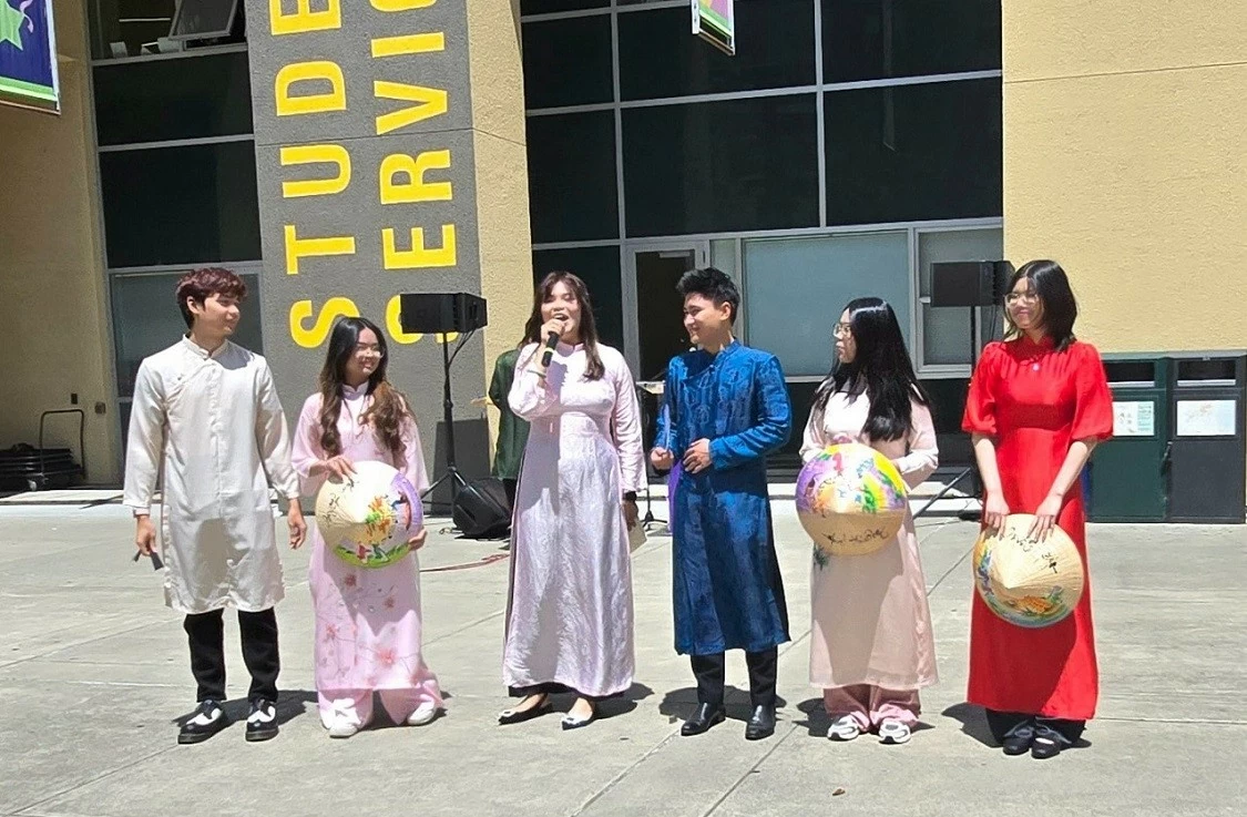 Spreading Vietnamese culture at Asian American and Pacific Islander (AAPI) Heritage Month Cultural Festival in San Francisco