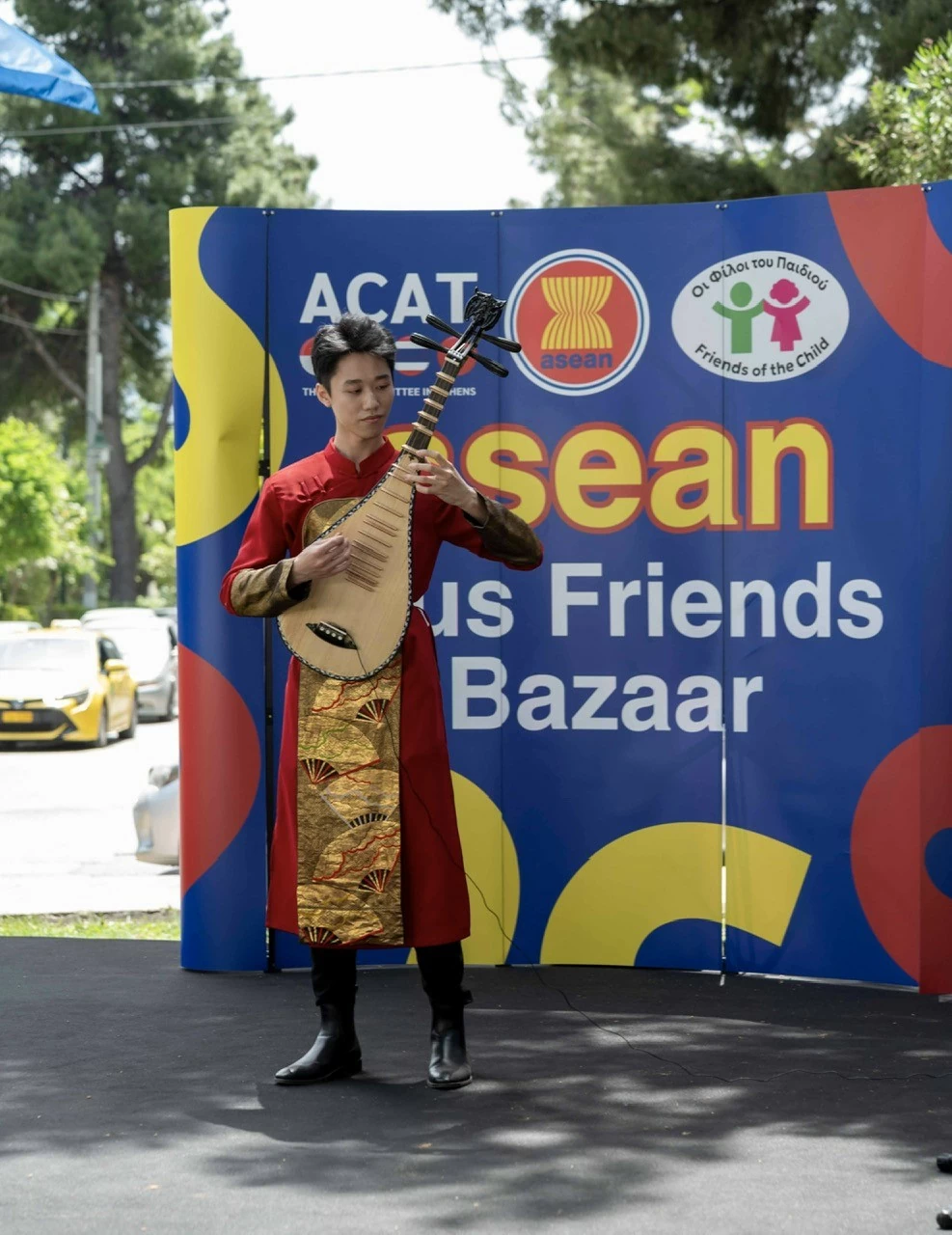 Showcasing Vietnamese culture and image at the 4th ASEAN Plus Friends Bazaar in Greece