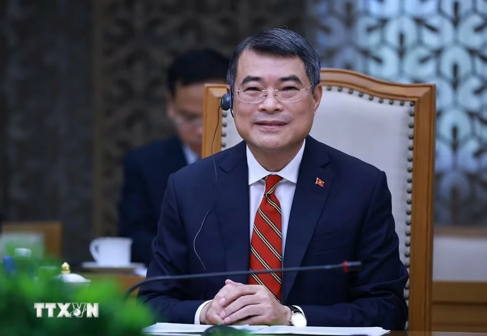 Prime Minister Le Minh Hung receives Chinese Ambassador He Wei