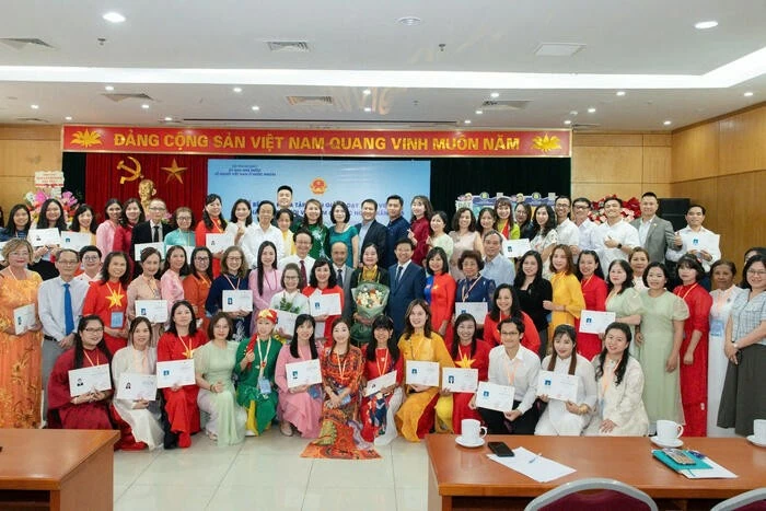 Training course on teaching Vietnamese for overseas Vietnamese teachers in 2026