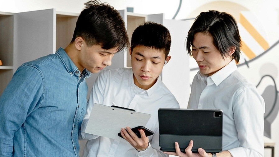 Human capital for new phase - Why Vietnam must rethink careers in the age of AI?