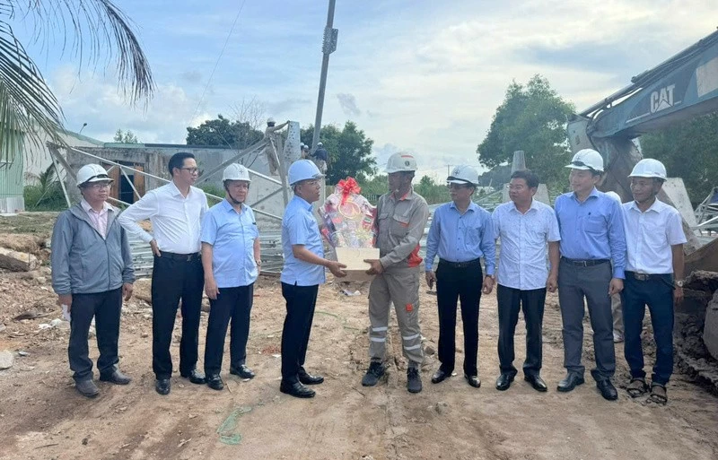 EVN accelerates Phu Quoc power grid construction for APEC 2027