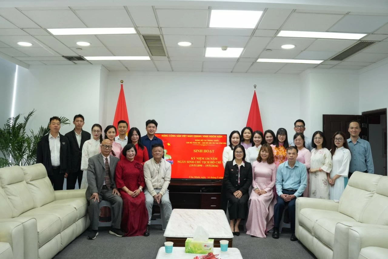 Vietnamese community in China's Yunnan commemorates 136th birthday of President Ho Chi Minh