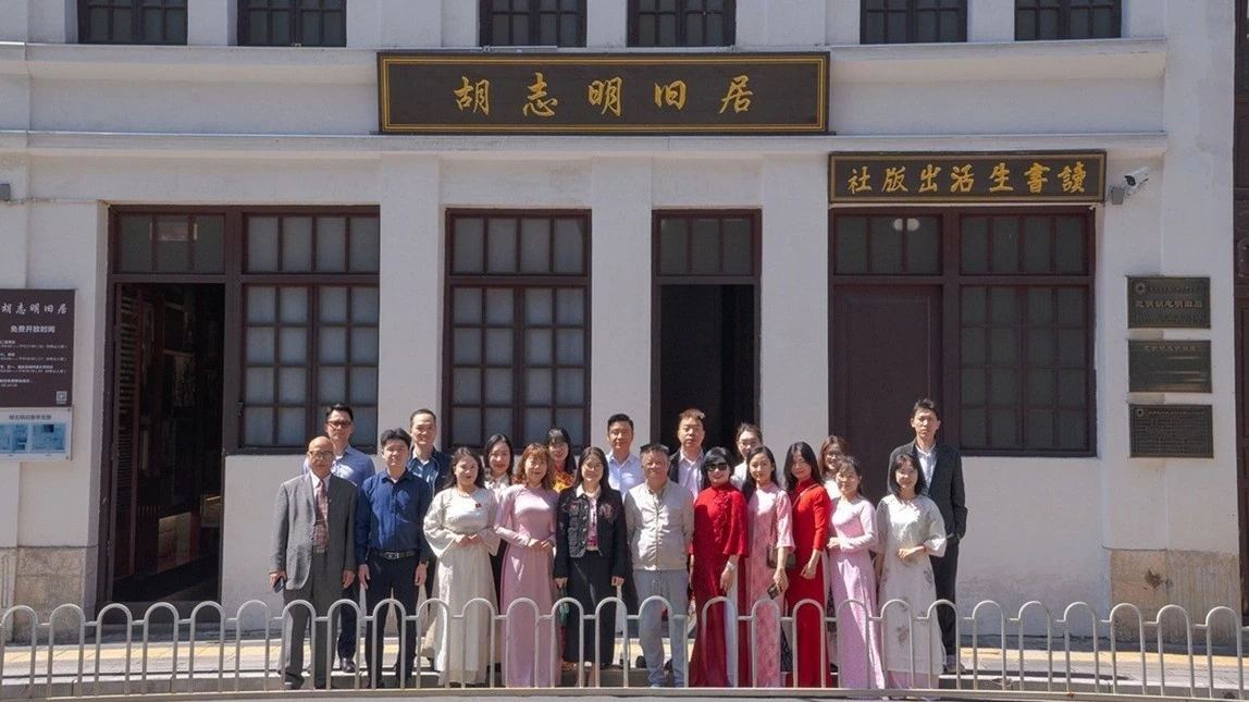 Vietnamese community in China's Yunnan commemorates 136th birthday of President Ho Chi Minh