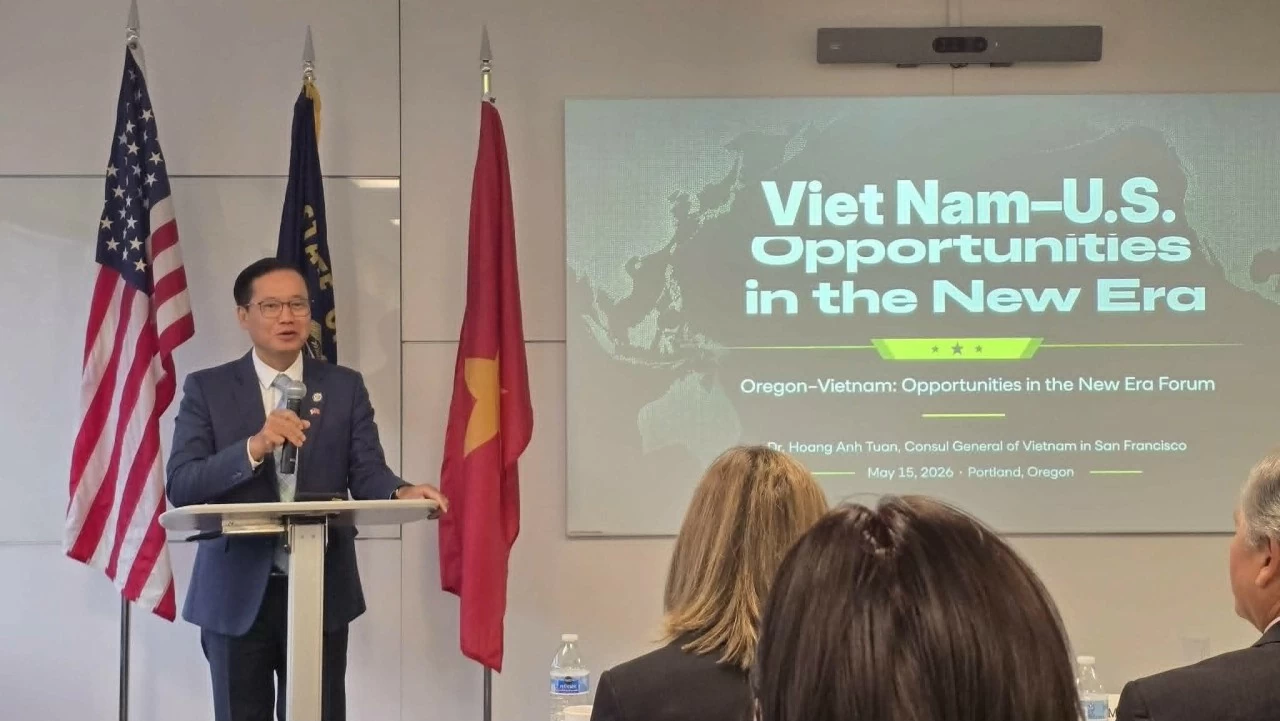 A new era in Vietnam-Oregon economic cooperation: From strategic vision to practical implementation A new era in Vietnam-Oregon economic cooperation: From strategic vision to practical implementation