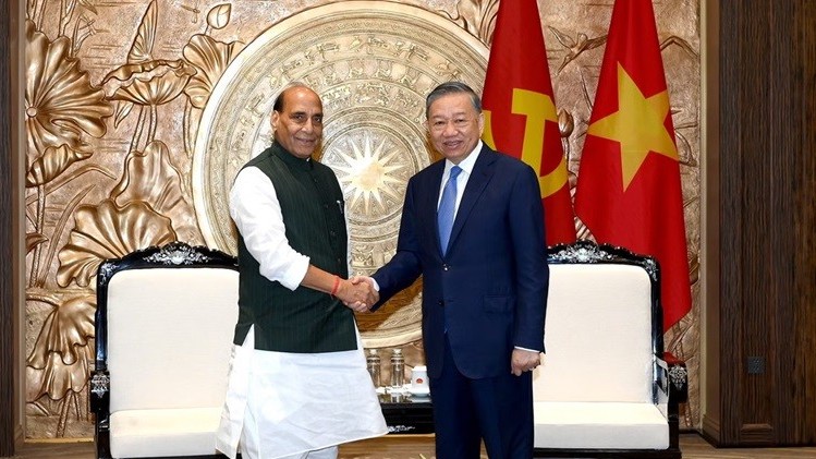 Vietnam-India relations to enter a new era for benefit of both Nations and for peace: General Secretary, President To Lam
