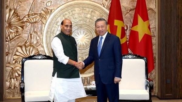 Vietnam-India relations to enter a new era for benefit of both Nations and for peace: General Secretary, President To Lam