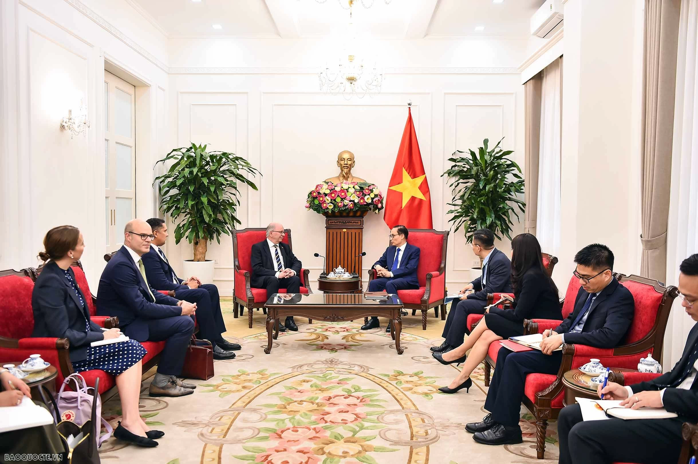 Foreign Minister Le Hoai Trung receives Swedish State Secretary for Foreign Affairs Dag Hartelius Foreign Minister Le Hoai Trung receives Swedish State Secretary for Foreign Affairs Dag Hartelius