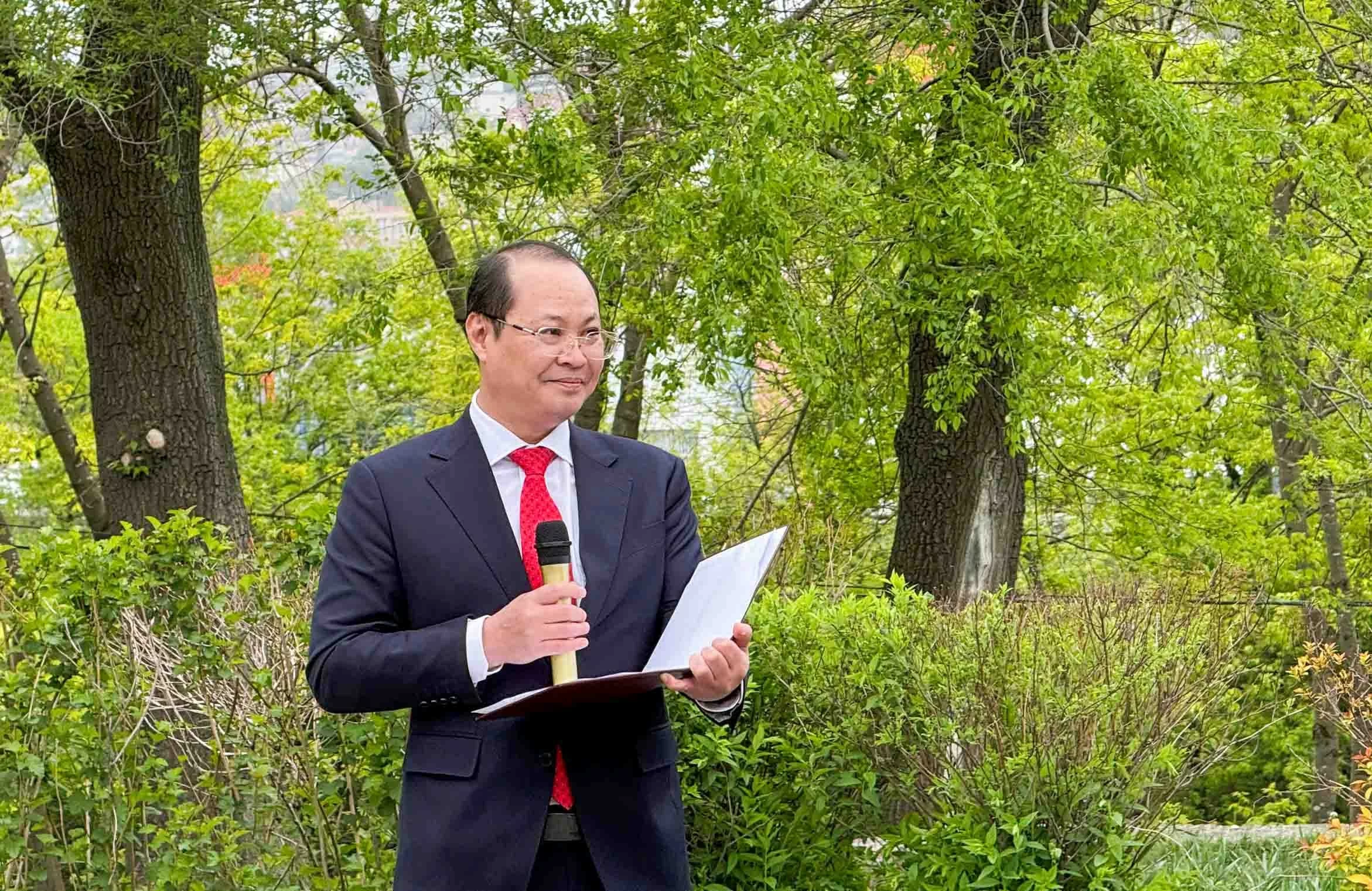 Consulate General of Vietnam in Vladivostok: Everlasting song in tribute to Uncle Ho in Russia’s green Far East Consulate General of Vietnam in Vladivostok: Everlasting song in tribute to Uncle Ho in Russia’s green Far East