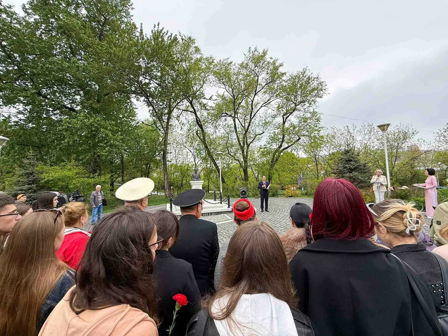 Consulate General of Vietnam in Vladivostok: Everlasting song in tribute to Uncle Ho in Russia’s green Far East Consulate General of Vietnam in Vladivostok: Everlasting song in tribute to Uncle Ho in Russia’s green Far East