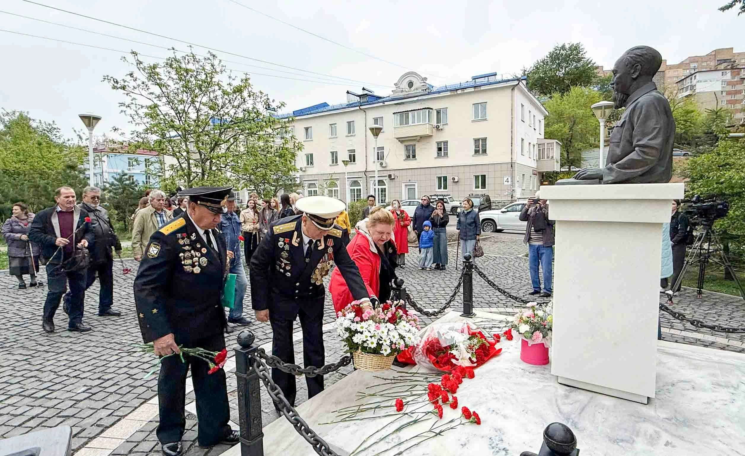 Consulate General of Vietnam in Vladivostok: Everlasting song in tribute to Uncle Ho in Russia’s green Far East Consulate General of Vietnam in Vladivostok: Everlasting song in tribute to Uncle Ho in Russia’s green Far East