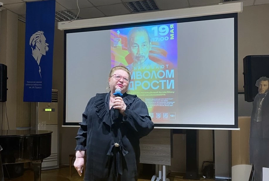 Russian friends in Vladivostok commemorate President Ho Chi Minh