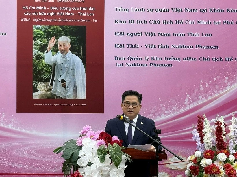 Photo exhibition on President Ho Chi Minh in Thailand's Nakhon Phanom