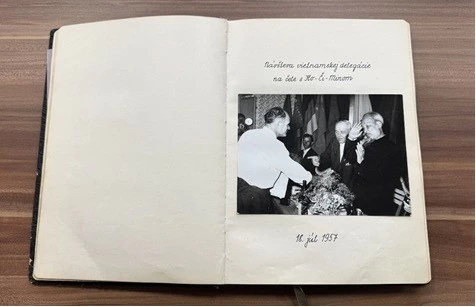 Vietnamese Embassy in Slovakia commemorates the 136th birthday of President Ho Chi Minh Vietnamese Embassy in Slovakia commemorates the 136th birthday of President Ho Chi Minh