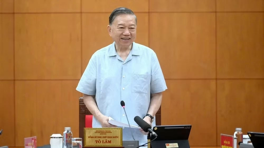 Party General, President To Lam calls for strategic quantum technology development plan