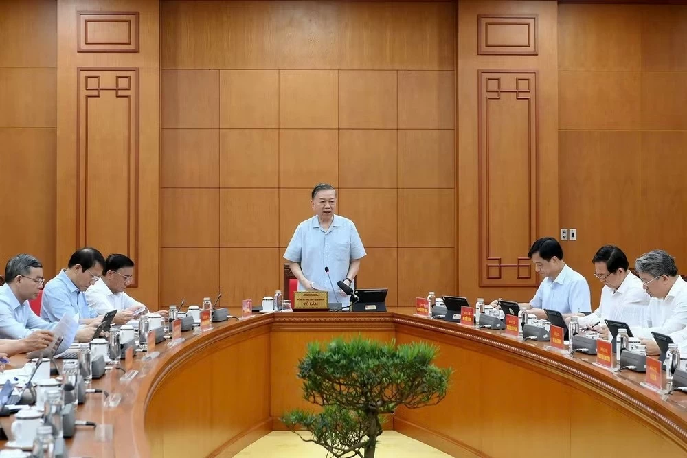 Party General, President To Lam calls for strategic quantum technology development plan