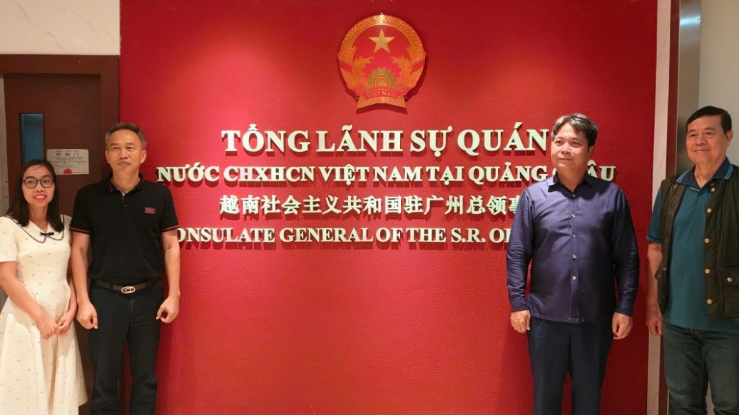 Vietnamese Consul General in Guangzhou welcomes delegation from Vietnam Elevator Association