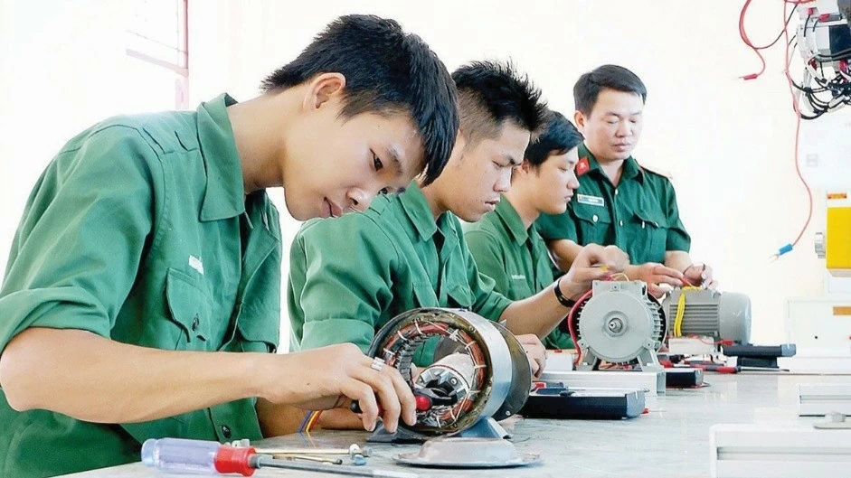 Ensuring sustainable employment from the perspective of multinational corporations' responsibility