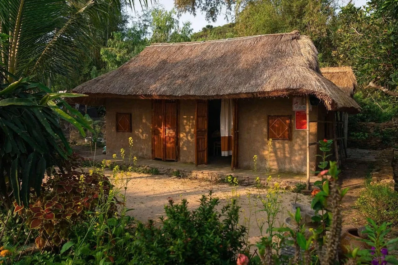 Explore 4 tourist destinations with stunning scenery and enticing cuisine Explore 4 tourist destinations with stunning scenery and enticing cuisine