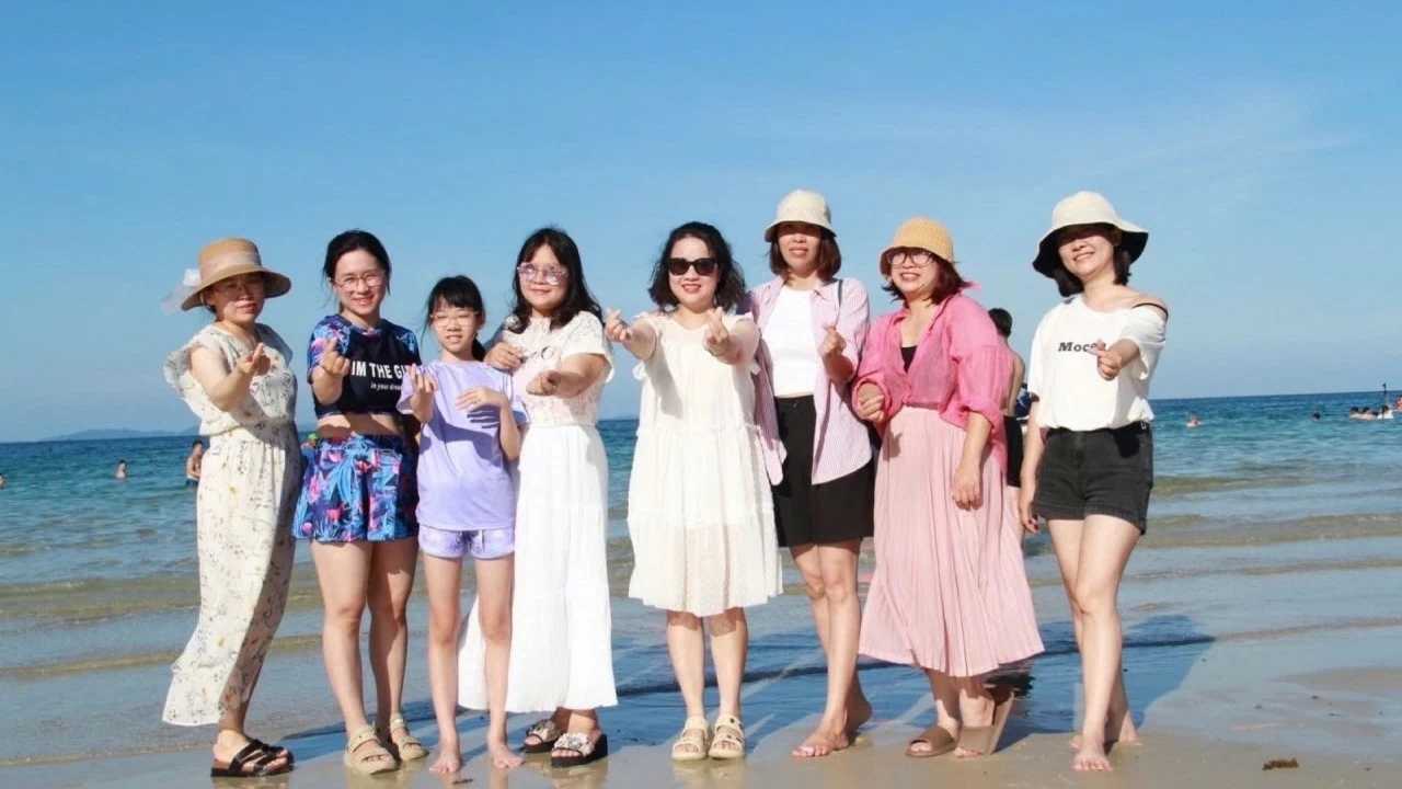 Explore 4 tourist destinations with stunning scenery and enticing cuisine