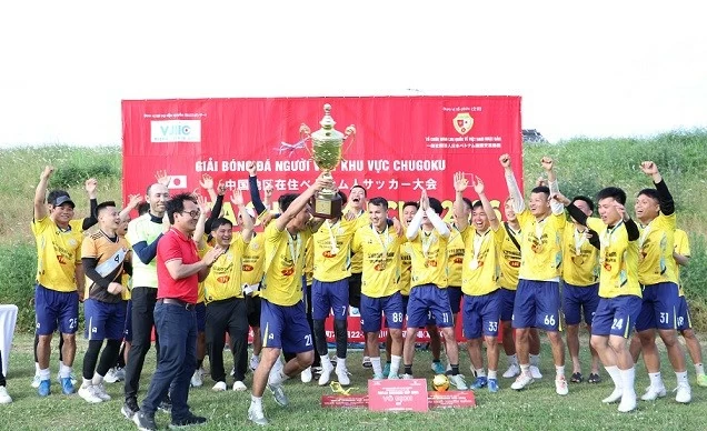 Vietnamese in Japan's Hiroshima compete in annual Amateur Football Tournament