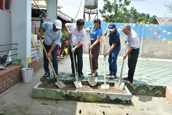 European Overseas Vietnamese build classroom for disadvantaged children in Thai Nguyen