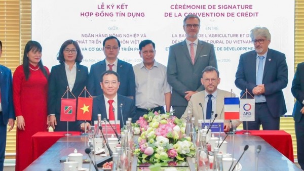 Agribank ký kết Hợp đồng tín dụng Hạn mức tài chính khí hậu với Cơ quan Phát triển Pháp
