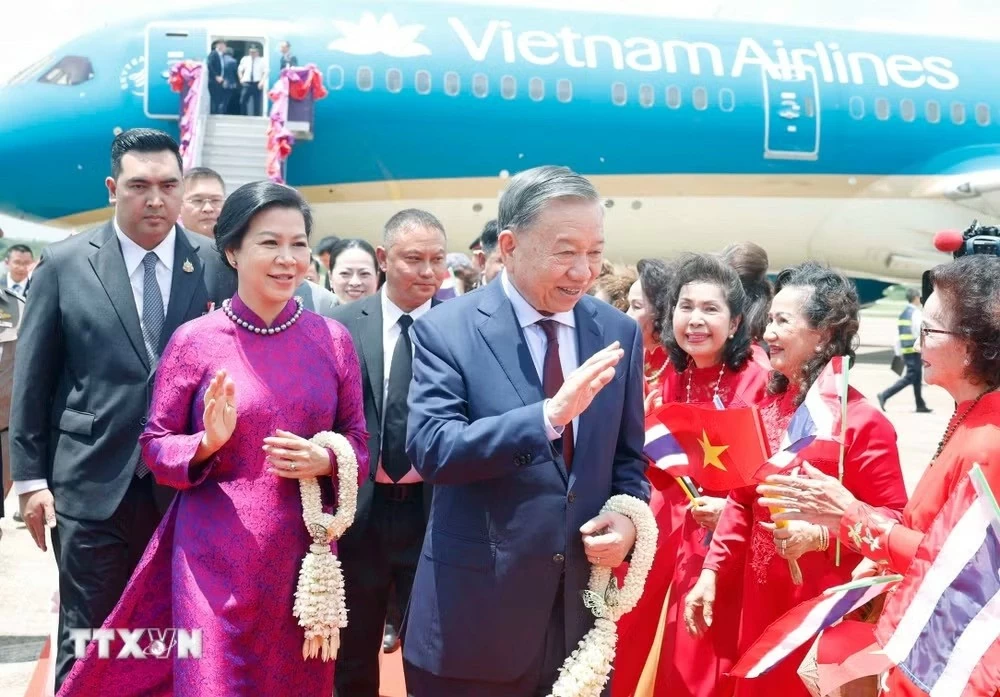 General Secretary, President To Lam and spouse begin official visit to Thailand General Secretary, President To Lam and spouse begin official visit to Thailand