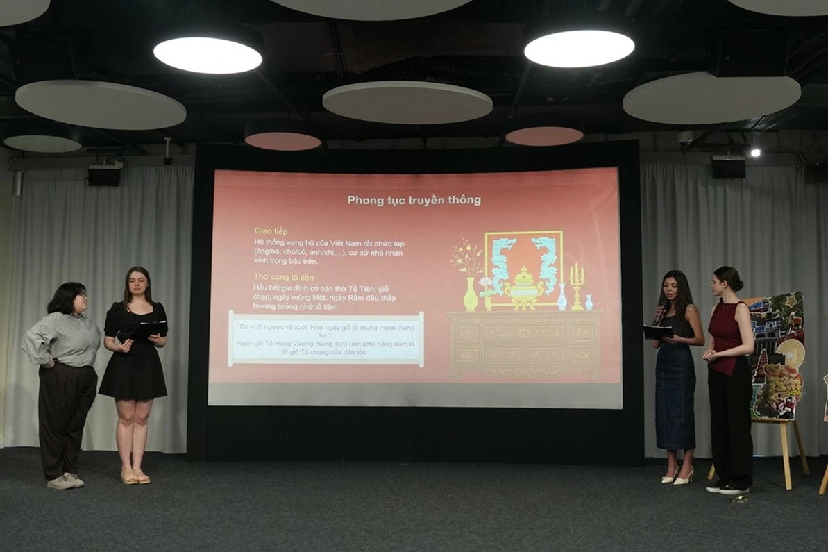 Consulate General in Ekaterinburg spreads love for Vietnamese language among international Friends in Russia Consulate General in Ekaterinburg spreads love for Vietnamese language among international Friends in Russia