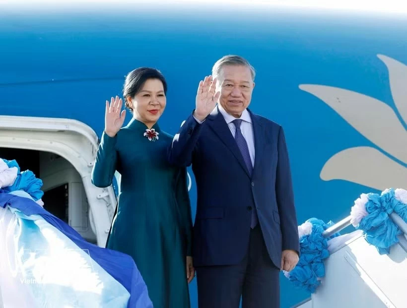 Strengthening Vietnam–Philippines Strategic Partnership for robust and effective development in the new phase: Deputy FM Nguyen Manh Cuong
