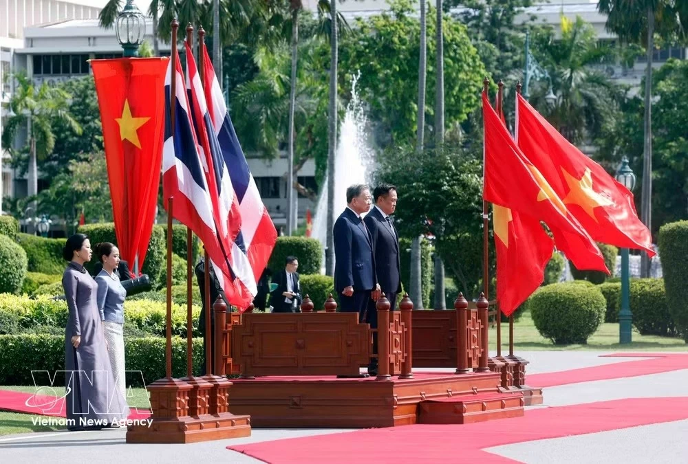 Welcome ceremony held for General Secretary, President To Lam and spouse in Bangkok