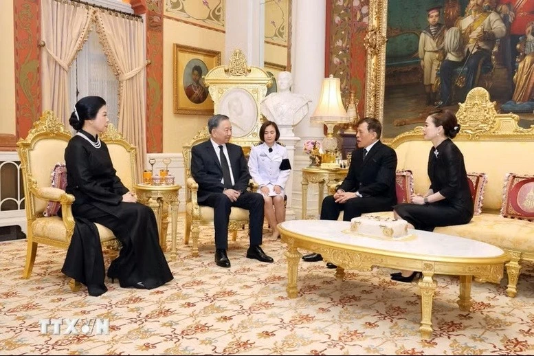 General Secretary, President To Lam and Spouse meet with Thai King and Queen