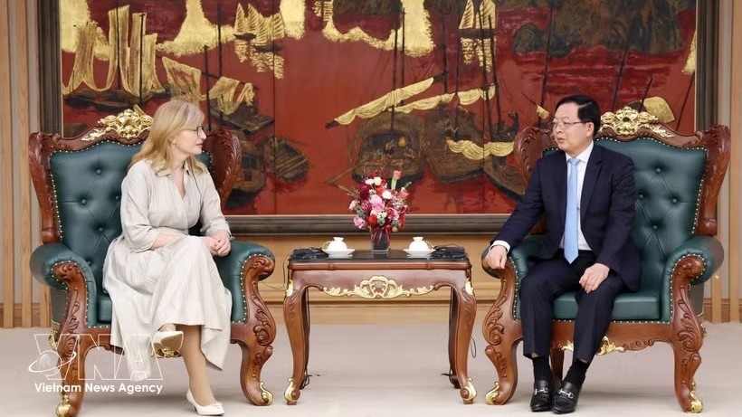 Deputy PM Ho Quoc Dung receives European Commissioner, promotes stronger cooperation in science-technology, innovation