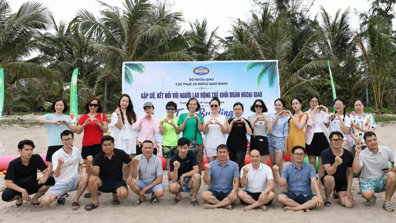 Service Department for Diplomatic Corps: A bridge supporting Vietnamese workers at foreign agencies and organizations