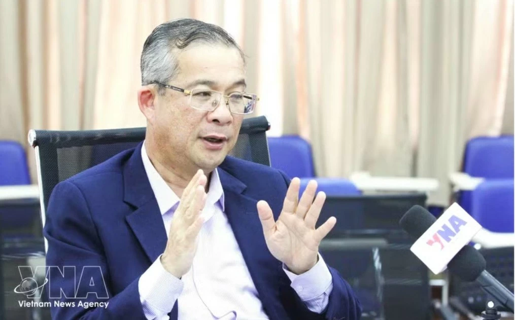 Associate Professor Dr. Neak Chandarith, Director of the Institute for International Studies and Public Policy (IISPP) at the Royal University of Phnom Penh (RUPP), in an interview granted to the Vietnam News Agency. (Photo: VNA)