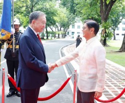 Welcome ceremony held for General Secretary, President To Lam and spouse in the Philippines