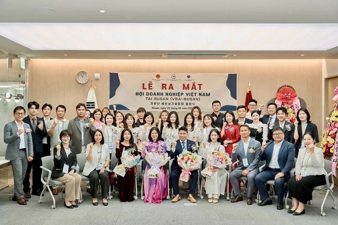 Launch ceremony of the Vietnamese Business Association in Busan