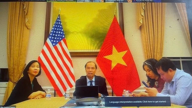 Expanding connections between Vietnamese experts and students in the U.S.