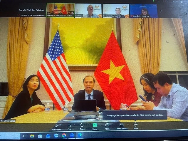 Expanding connections between Vietnamese experts and students in the U.S.