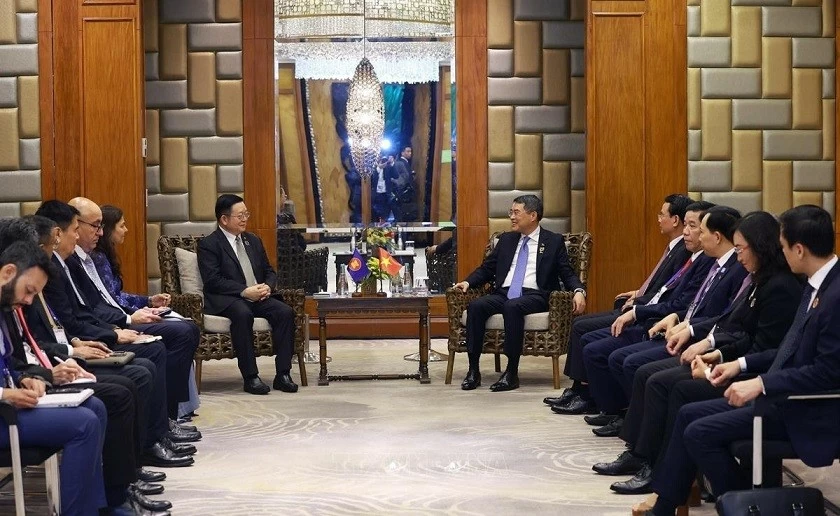 Thủ tướng Chính phủ Lê Minh Hưng đã có cuộc gặp với Tổng Thư ký ASEAN Kao Kim Hourn ngày 8/5. (Nguồn: TTXVN)