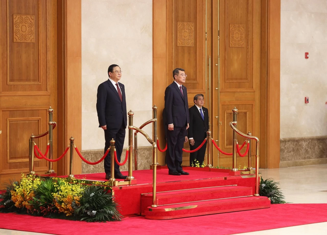 Welcome ceremony held for Lao Prime Minister Sonexay Siphandone in Hanoi Welcome ceremony held for Lao Prime Minister Sonexay Siphandone in Hanoi