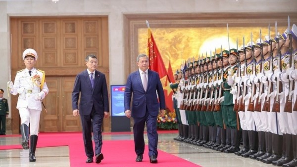 Welcome ceremony held for Cambodian Prime Minister Hun Manet in Hanoi
